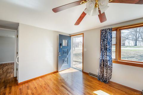 Tiny photo for 1650 Izaak Walton Road, Madison Heights, VA 24572 (MLS # 365253)
