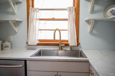 Tiny photo for 1650 Izaak Walton Road, Madison Heights, VA 24572 (MLS # 365253)