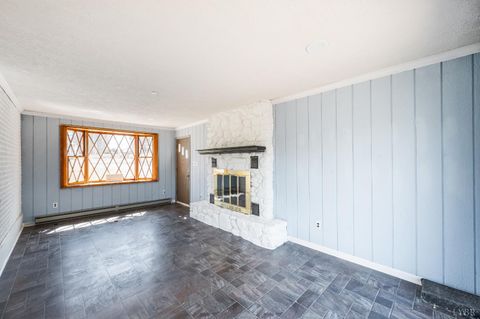 Tiny photo for 1650 Izaak Walton Road, Madison Heights, VA 24572 (MLS # 365253)