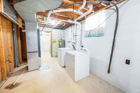 Tiny photo for 1650 Izaak Walton Road, Madison Heights, VA 24572 (MLS # 365253)