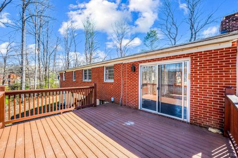 Tiny photo for 1650 Izaak Walton Road, Madison Heights, VA 24572 (MLS # 365253)