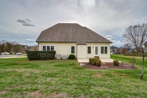 Tiny photo for 1090 Autumn Run Drive, Forest, VA 24551 (MLS # 364940)