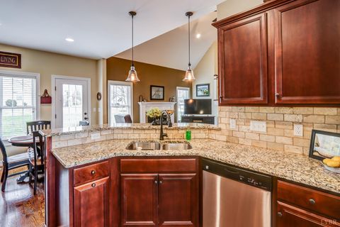 Tiny photo for 1090 Autumn Run Drive, Forest, VA 24551 (MLS # 364940)