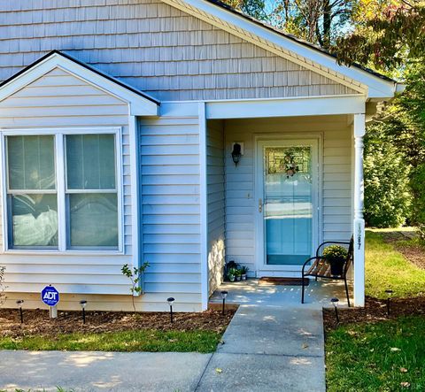 Tiny photo for 1287 Emerald Crest Dr Dr, Bedford, VA 24523 (MLS # 362403)