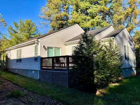 Tiny photo for 1287 Emerald Crest Dr Dr, Bedford, VA 24523 (MLS # 362403)