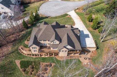 Tiny photo for 1009 Val Ter Court, Forest, VA 24551 (MLS # 365078)