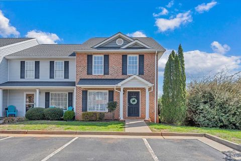 Tiny photo for 1049 Haymore Drive, Moneta, VA 24121 (MLS # 365339)