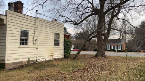 Tiny photo for 222 David Bruce Ave. Ave, Charlotte Court House, VA 23923 (MLS # 364002)
