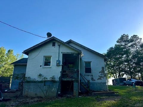 Tiny photo for 4604 Swingning Bridge Road RD, Brookneal, VA 24528 (MLS # 366539)