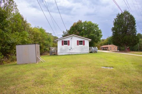 Tiny photo for 272 Eagle Road, Amherst, VA 24521 (MLS # 362207)