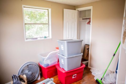 Tiny photo for 272 Eagle Road, Amherst, VA 24521 (MLS # 362207)