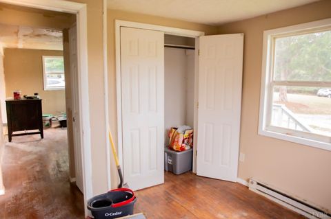 Tiny photo for 272 Eagle Road, Amherst, VA 24521 (MLS # 362207)