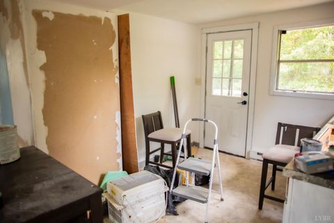 Tiny photo for 272 Eagle Road, Amherst, VA 24521 (MLS # 362207)