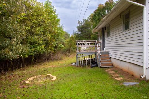 Tiny photo for 272 Eagle Road, Amherst, VA 24521 (MLS # 362207)