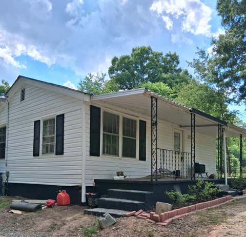 Homes For Sale - 128 Davis Rd<br/> Chatham, VA 24531