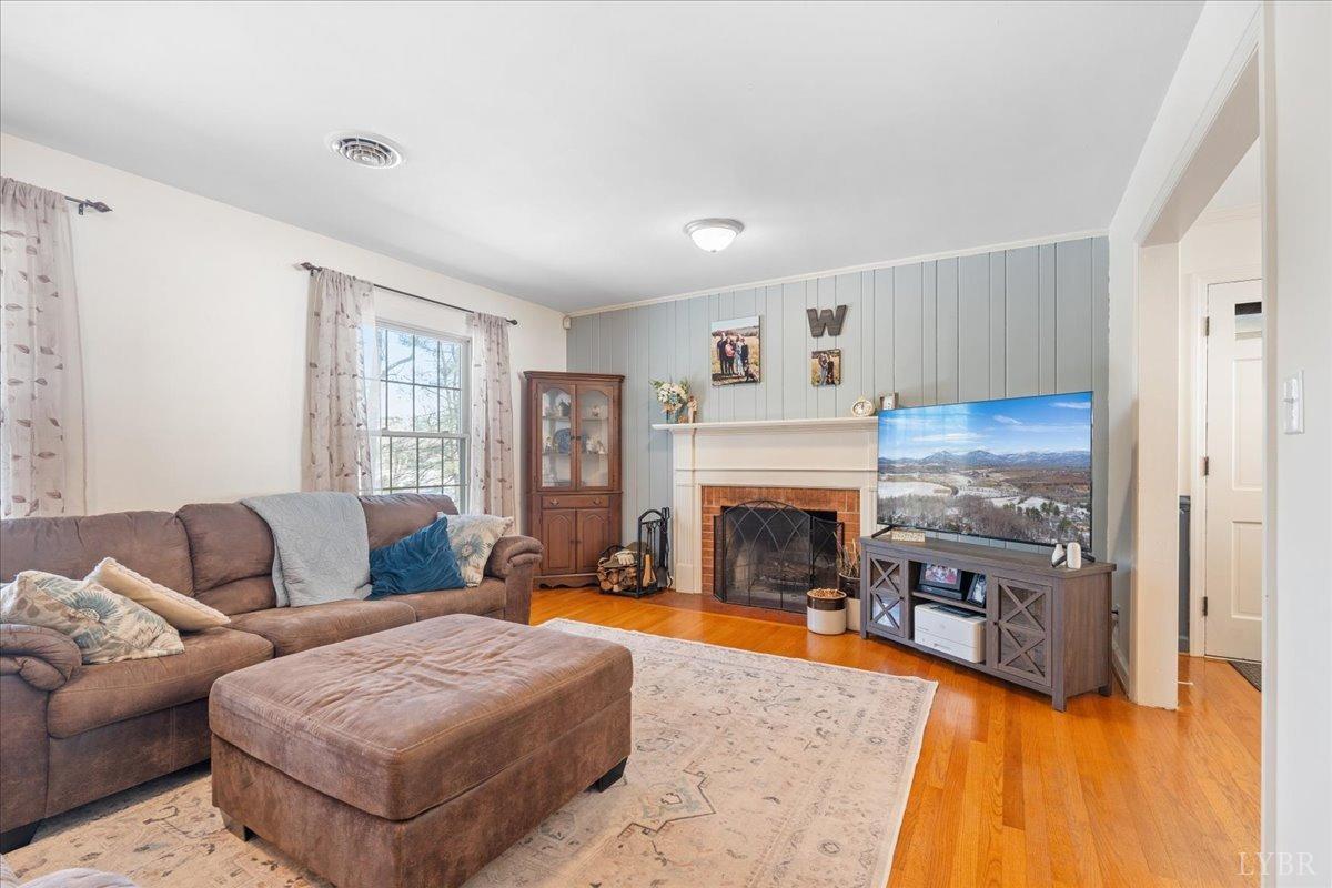 1228 Rendezvous Lane, Bedford, Virginia image 4
