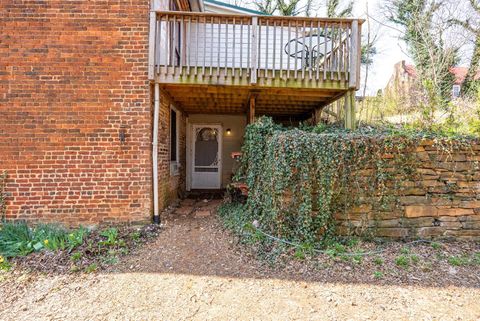 Tiny photo for 911 6th Street, Lynchburg, VA 24504 (MLS # 365041)