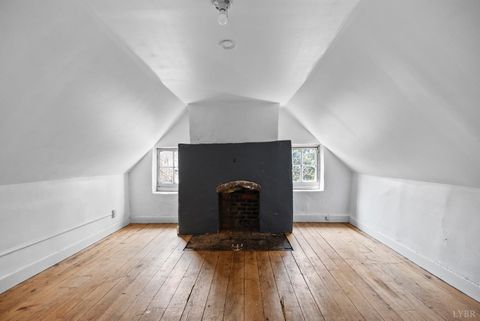 Tiny photo for 911 6th Street, Lynchburg, VA 24504 (MLS # 365041)