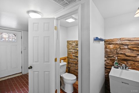 Tiny photo for 911 6th Street, Lynchburg, VA 24504 (MLS # 365041)