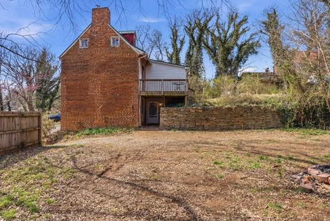 Tiny photo for 911 6th Street, Lynchburg, VA 24504 (MLS # 365041)