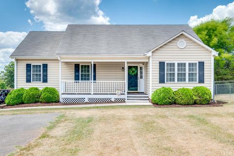 Single Family Residence in Rustburg VA 1544 Calohan Road.jpg