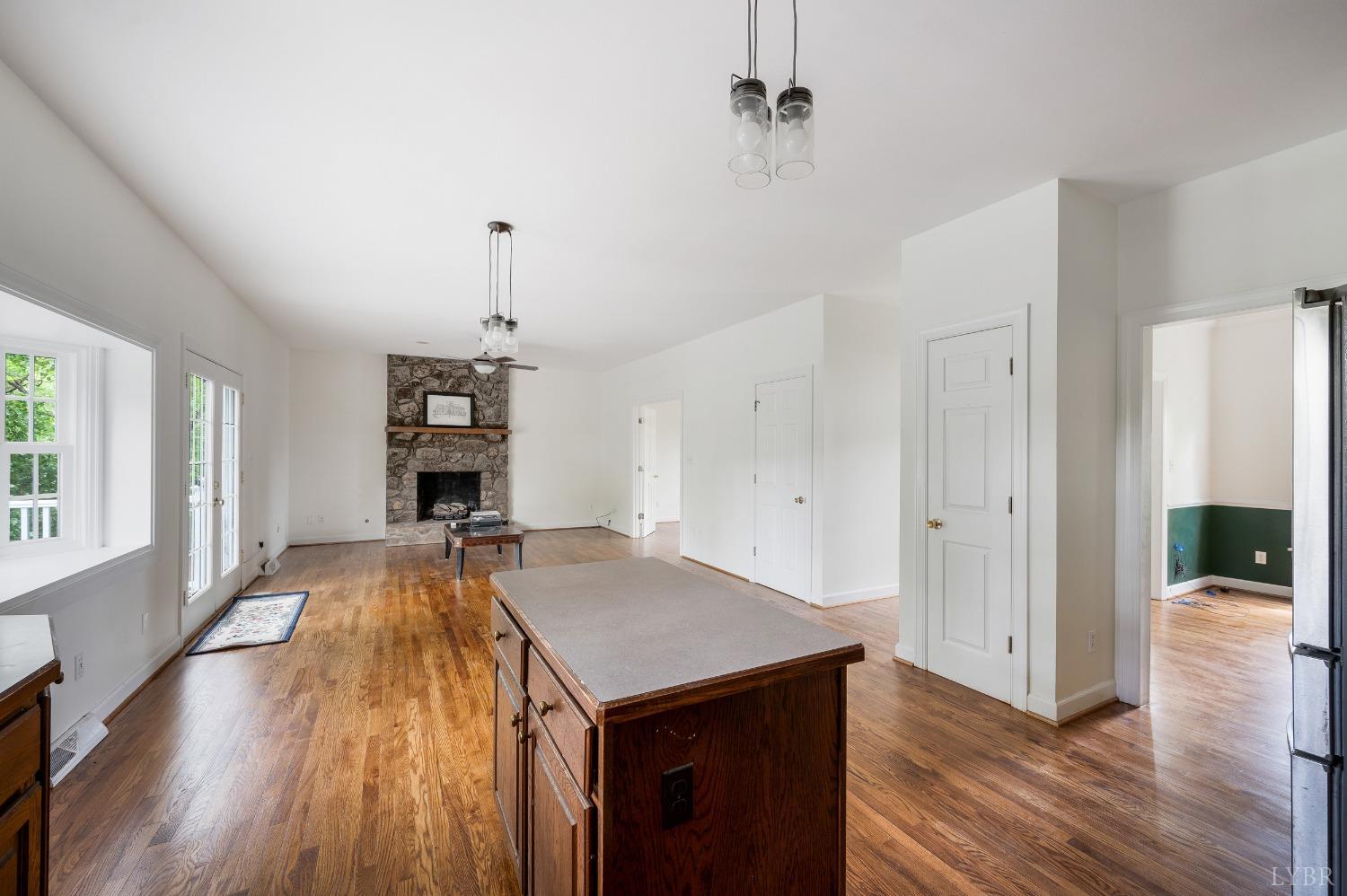 302 Spring Lake Road, Forest, Virginia image 19