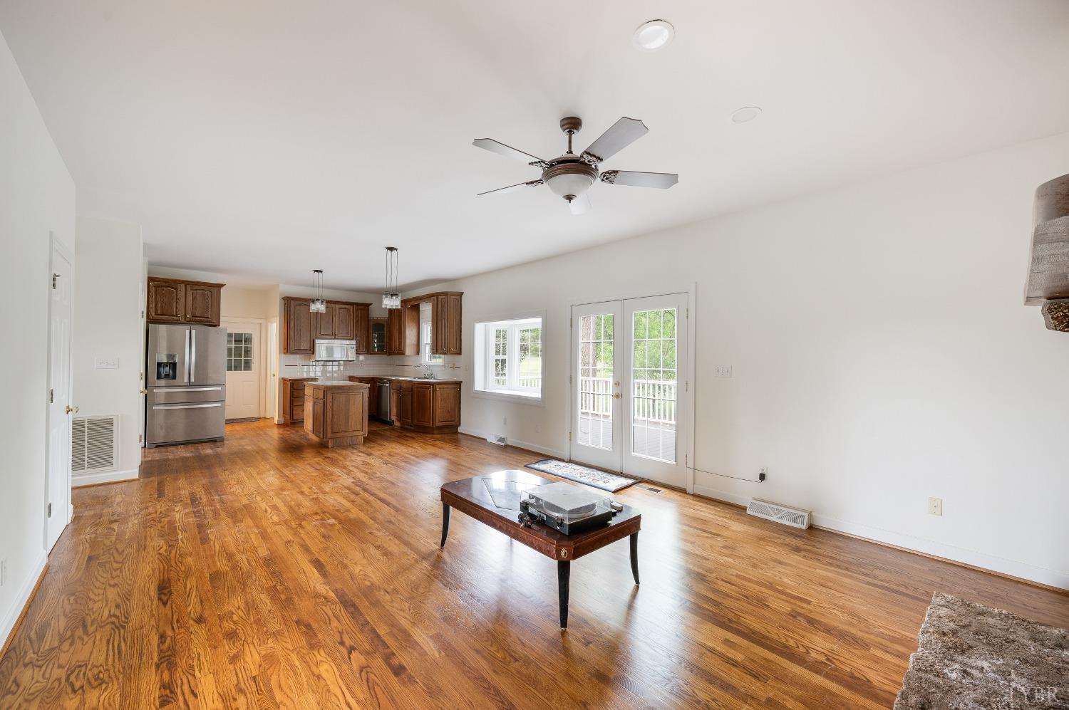 302 Spring Lake Road, Forest, Virginia image 18