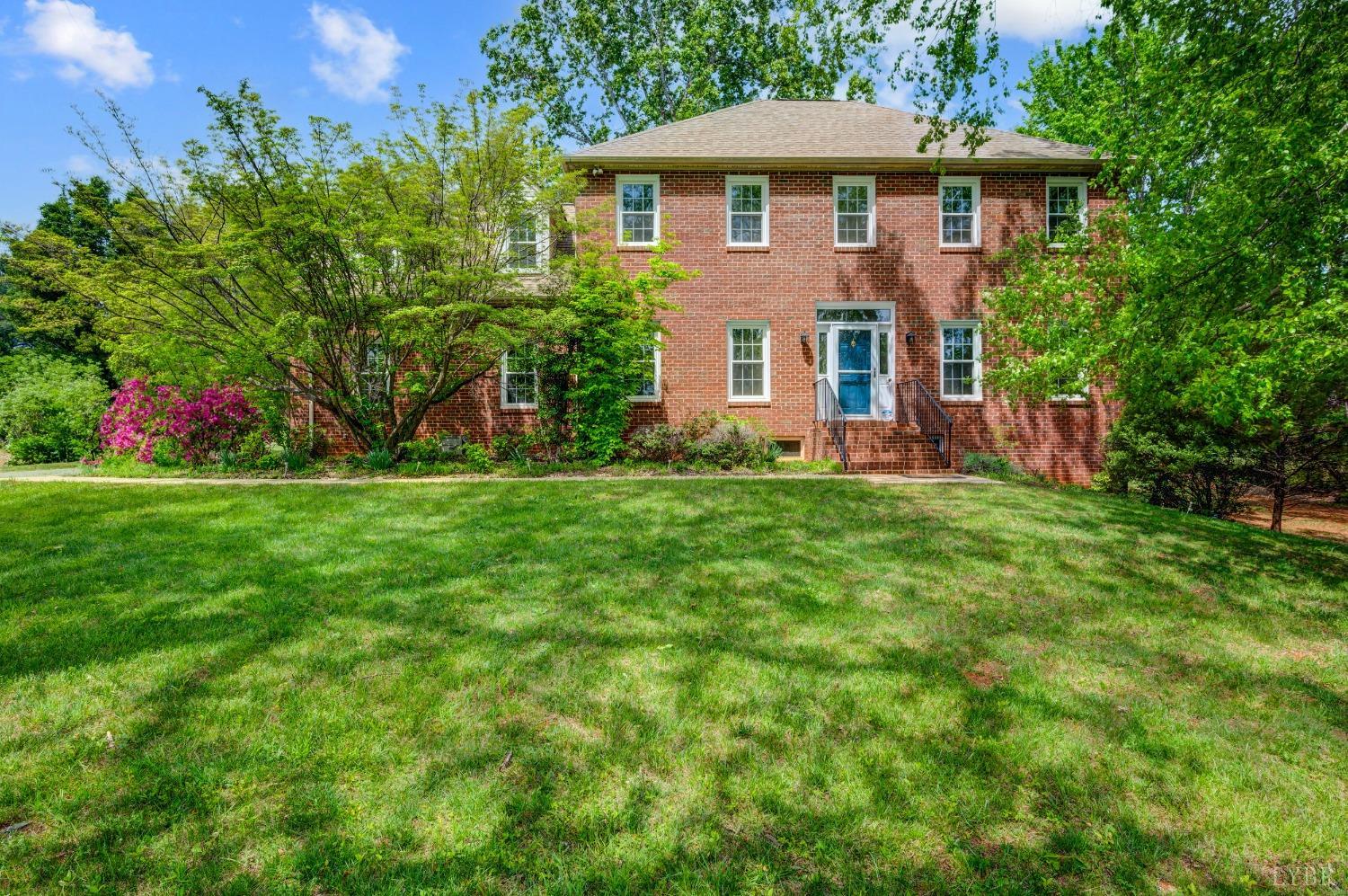 302 Spring Lake Road, Forest, Virginia image 1