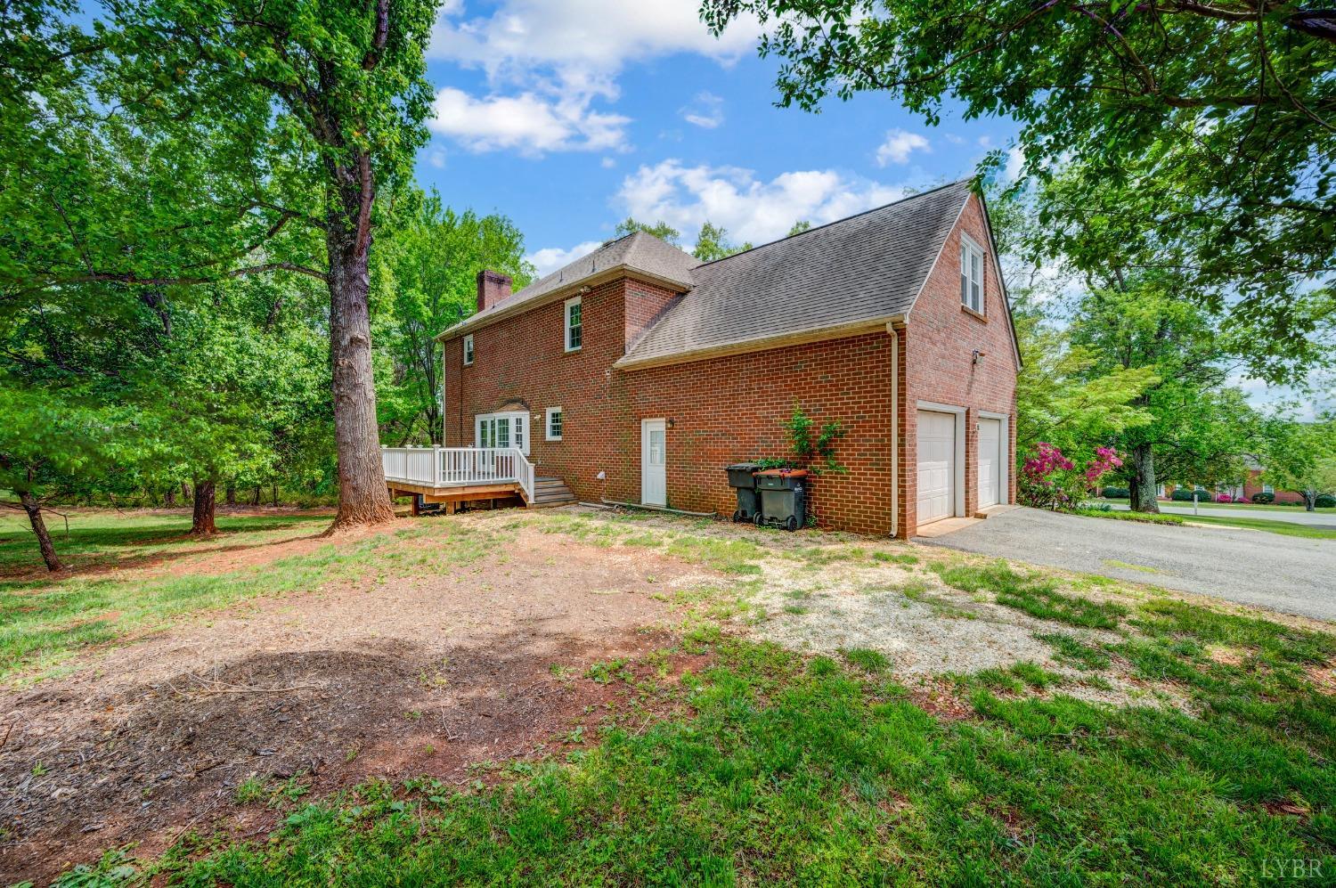 302 Spring Lake Road, Forest, Virginia image 8