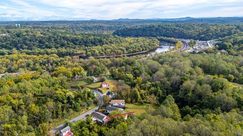 Tiny photo for 218 Winston Ridge Road, Lynchburg, VA 24501 (MLS # 362369)