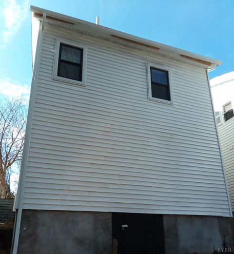 Tiny photo for 1618 Buchanan Street, Lynchburg, VA 24501 (MLS # 364315)