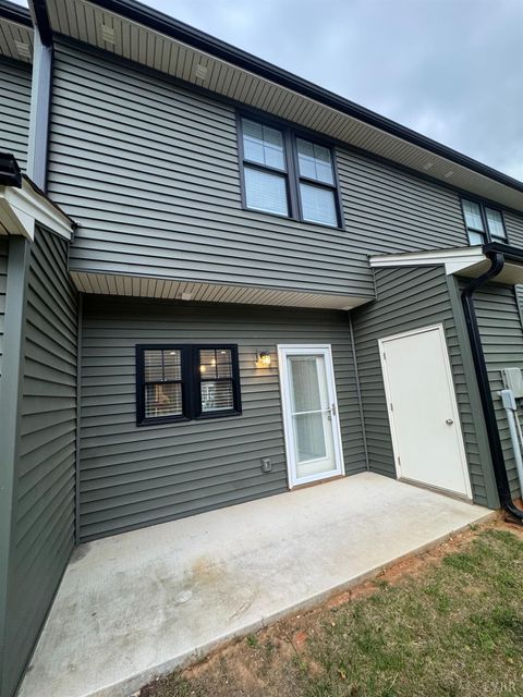 Tiny photo for 76 High Street, Lynchburg, VA 24551 (MLS # 366406)