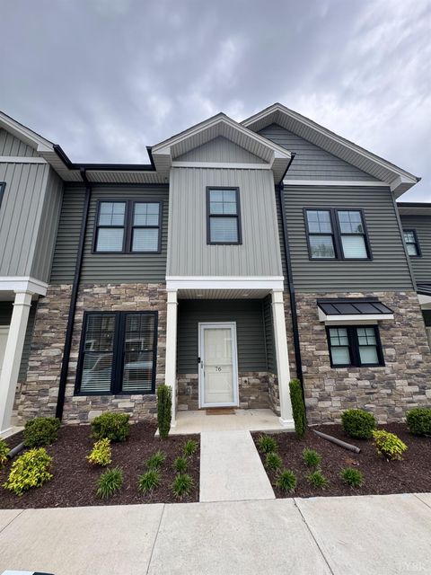 Photo of 76 High Street, Lynchburg, VA 24551 (MLS # 366406)