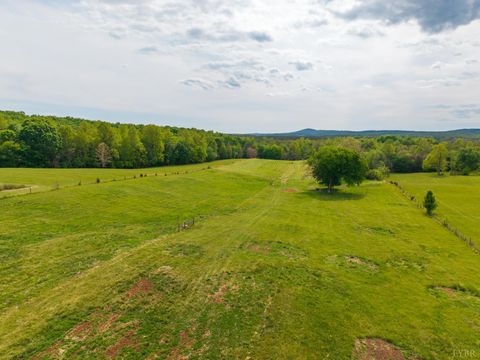 Photo of 0 Tin Top Place, Appomattox, VA 24538 (MLS # 366434)