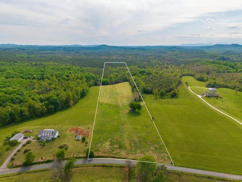 Tiny photo for 0 Tin Top Place, Appomattox, VA 24538 (MLS # 366434)