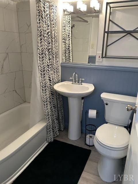 Tiny photo for 612 Newberne Street, Lynchburg, VA 24501 (MLS # 362512)