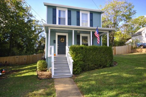 Photo of 612 Newberne Street, Lynchburg, VA 24501 (MLS # 362512)
