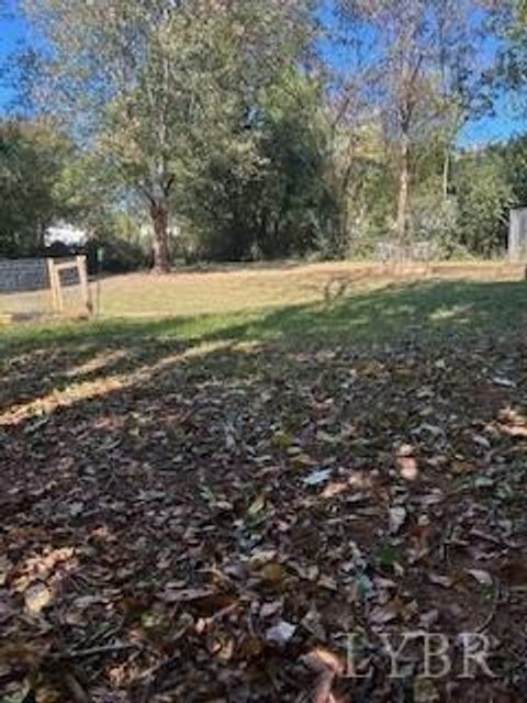 Tiny photo for 612 Newberne Street, Lynchburg, VA 24501 (MLS # 362512)