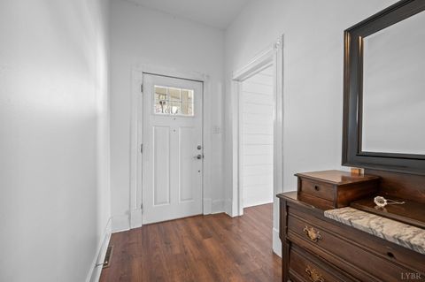 Tiny photo for 607 Vine St St, Bedford, VA 24523 (MLS # 364494)