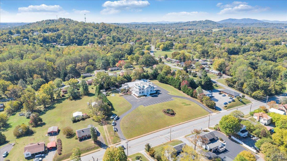 Bedford, Virginia 24523, United States, ,Commercial,Active,239733