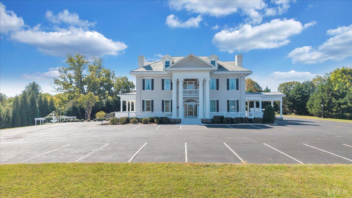 Bedford, Virginia 24523, United States, ,Commercial,Active,239733