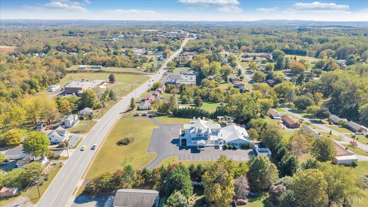 Bedford, Virginia 24523, United States, ,Commercial,Active,239733