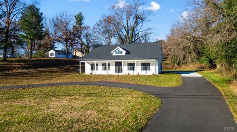 Tiny photo for 520 Raflo Place Avenue, Bedford, VA 24523 (MLS # 363823)