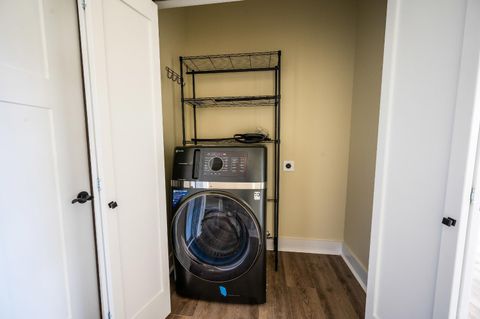 Tiny photo for 520 Raflo Place Avenue, Bedford, VA 24523 (MLS # 363823)