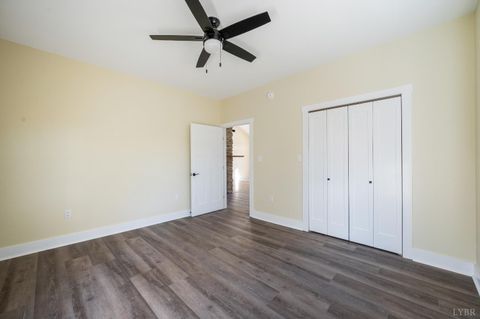 Tiny photo for 520 Raflo Place Avenue, Bedford, VA 24523 (MLS # 363823)