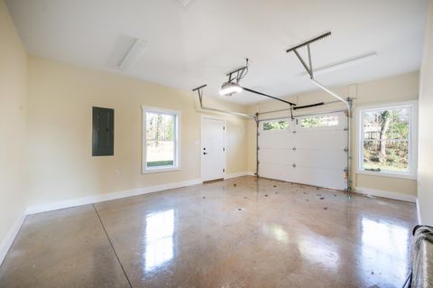 Tiny photo for 520 Raflo Place Avenue, Bedford, VA 24523 (MLS # 363823)