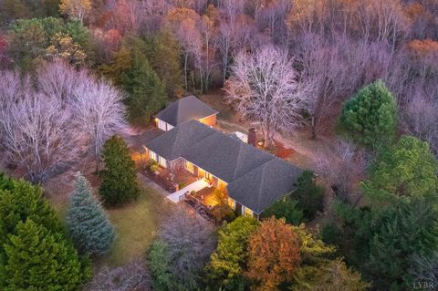 Tiny photo for 405 Meadowridge Drive, Lynchburg, VA 24503 (MLS # 362906)