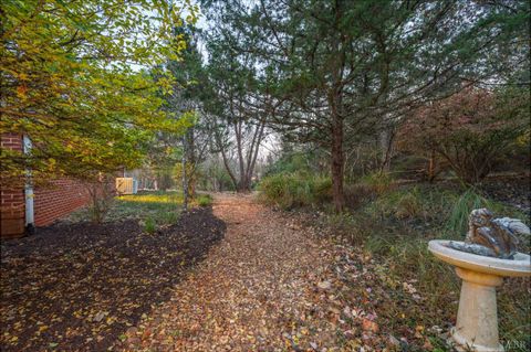 Tiny photo for 405 Meadowridge Drive, Lynchburg, VA 24503 (MLS # 362906)