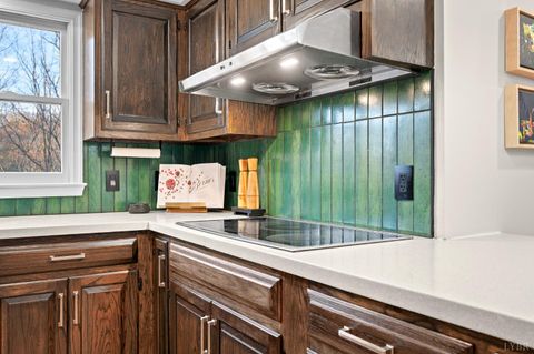 Tiny photo for 405 Meadowridge Drive, Lynchburg, VA 24503 (MLS # 362906)