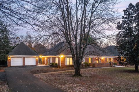Tiny photo for 405 Meadowridge Drive, Lynchburg, VA 24503 (MLS # 362906)
